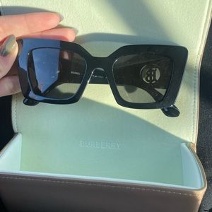 Burberry sunglasses